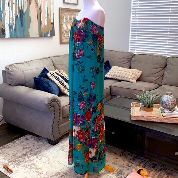 Amazing maxi dress Size Small - Picture 3 of 6